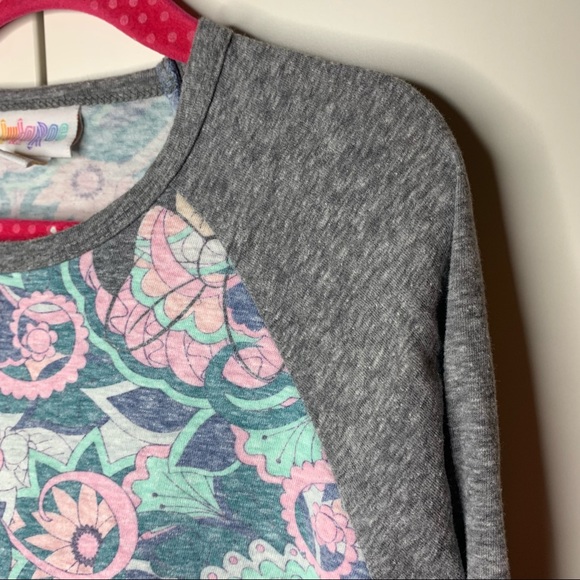 Women’s Lularoe Paisley Minnie Mouse Jersey Shirt - Picture 7 of 14